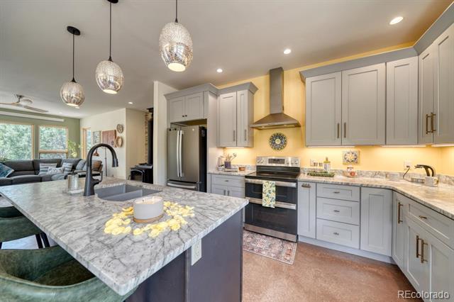 2215 Sunnyvale