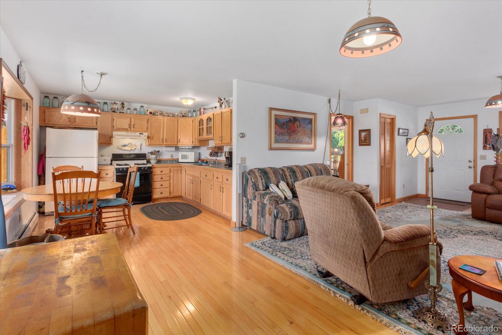 1326 Angelview Circle