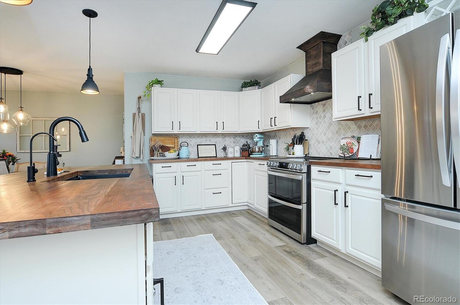 727 Marquette Avenue Unit: A