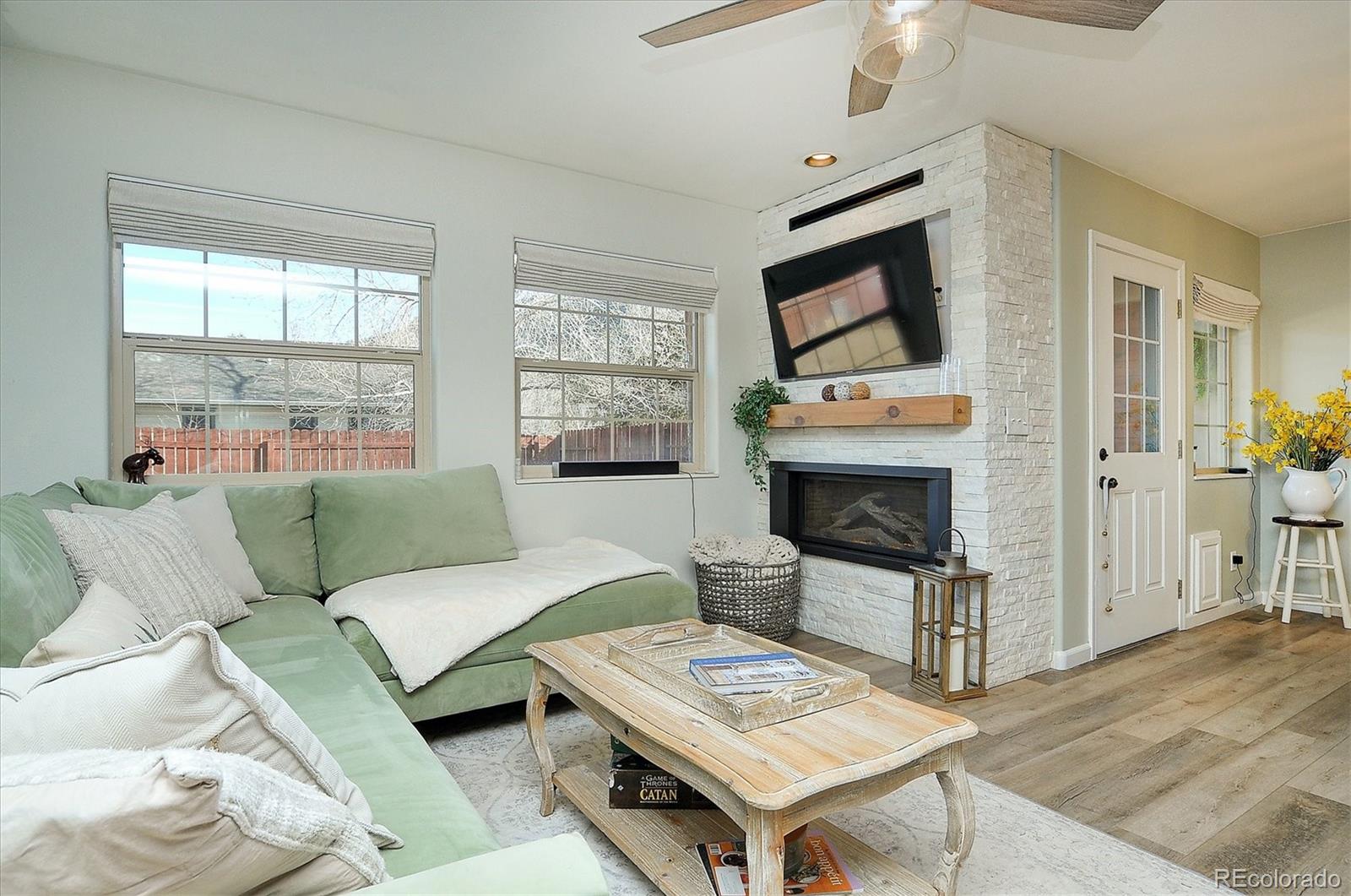 727 Marquette Avenue Unit: A