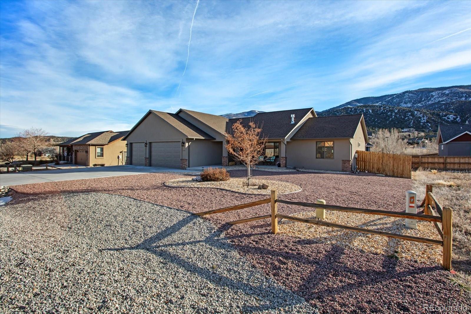 1115 E Sabeta Avenue