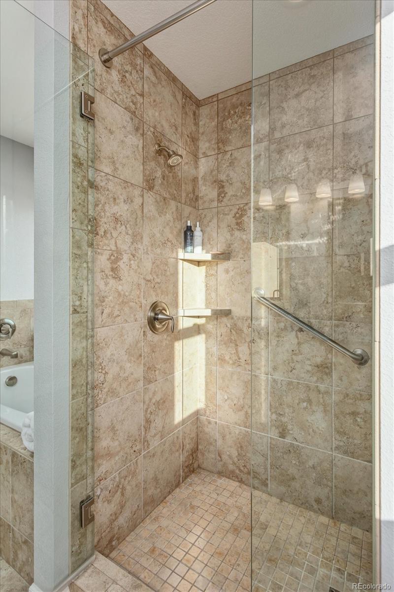 1115 E Sabeta Avenue