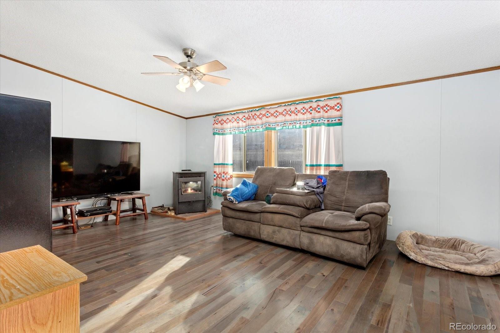 5602 E US Highway 50