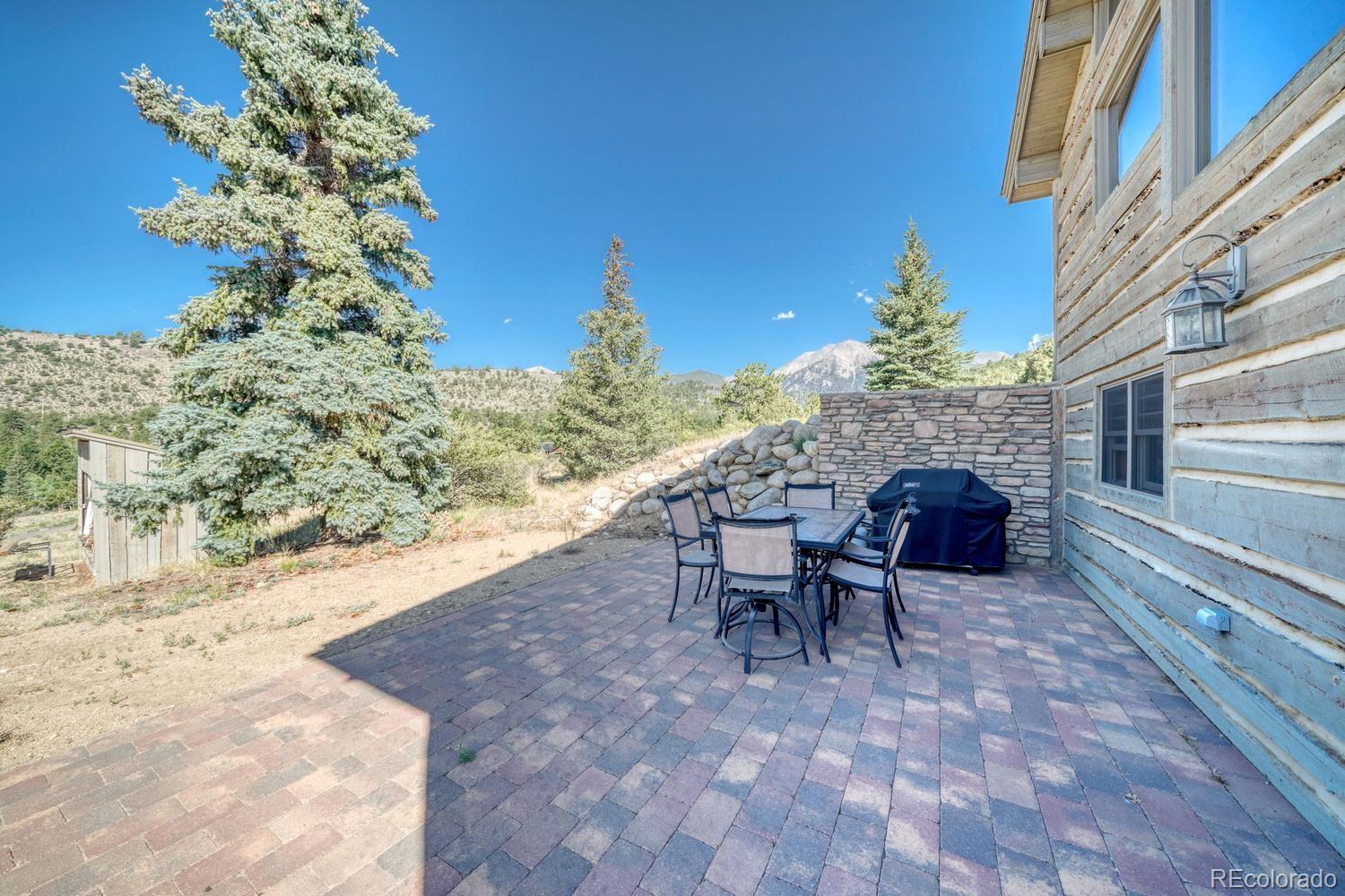 8960 Hanging Tree Drive
