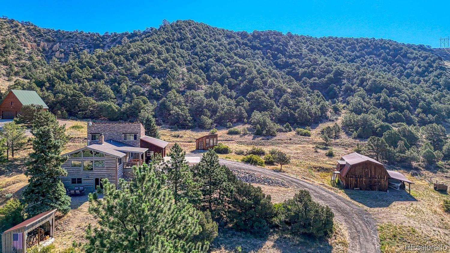 8960 Hanging Tree Drive