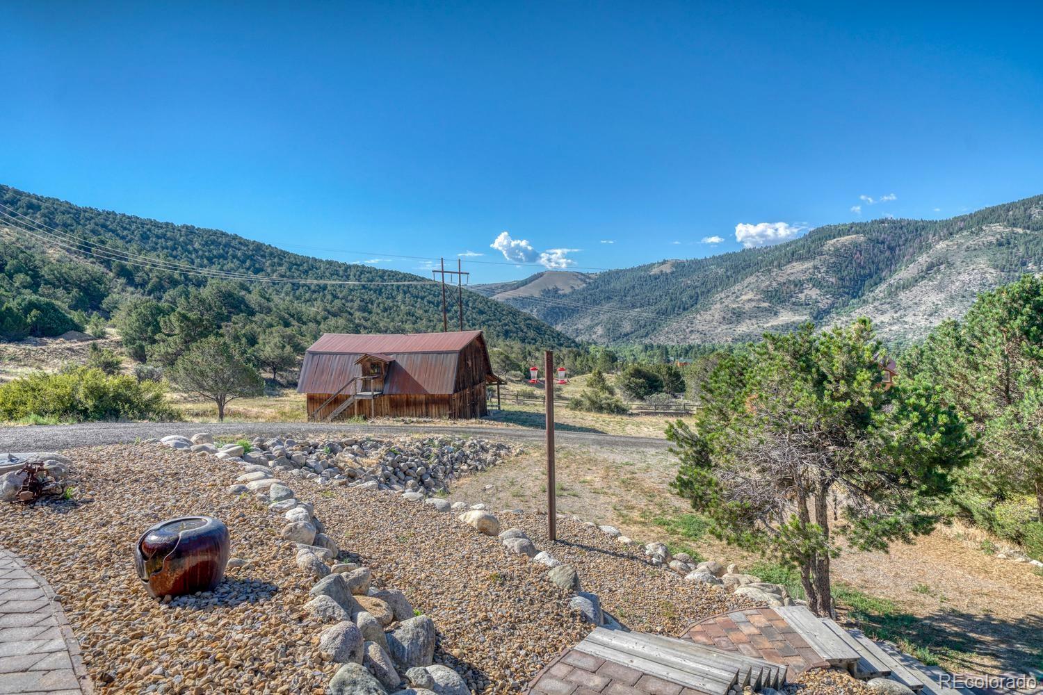 8960 Hanging Tree Drive