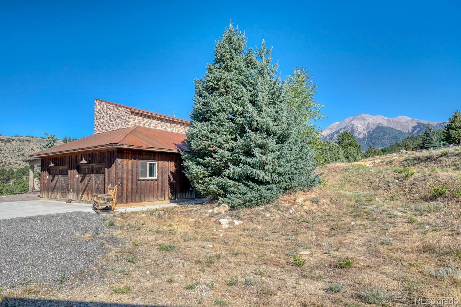 8960 Hanging Tree Drive