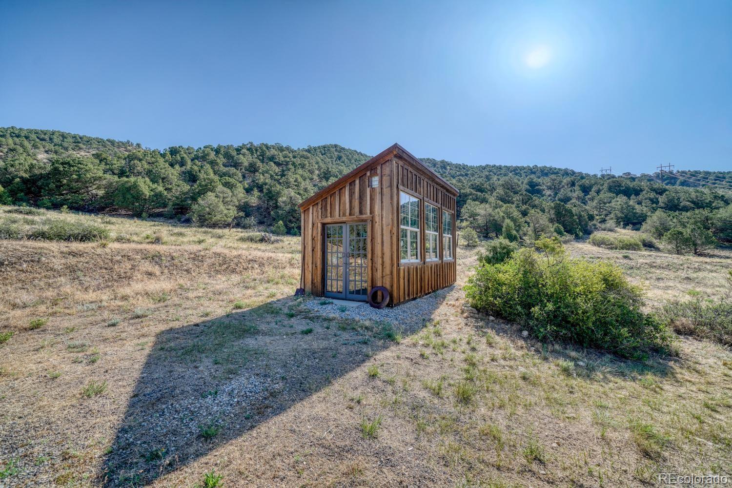 8960 Hanging Tree Drive