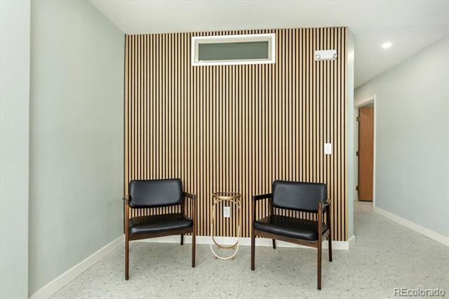 139 E 3rd Street Unit: 5