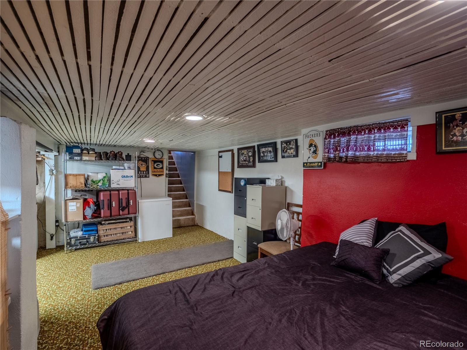 549 W 2nd Street