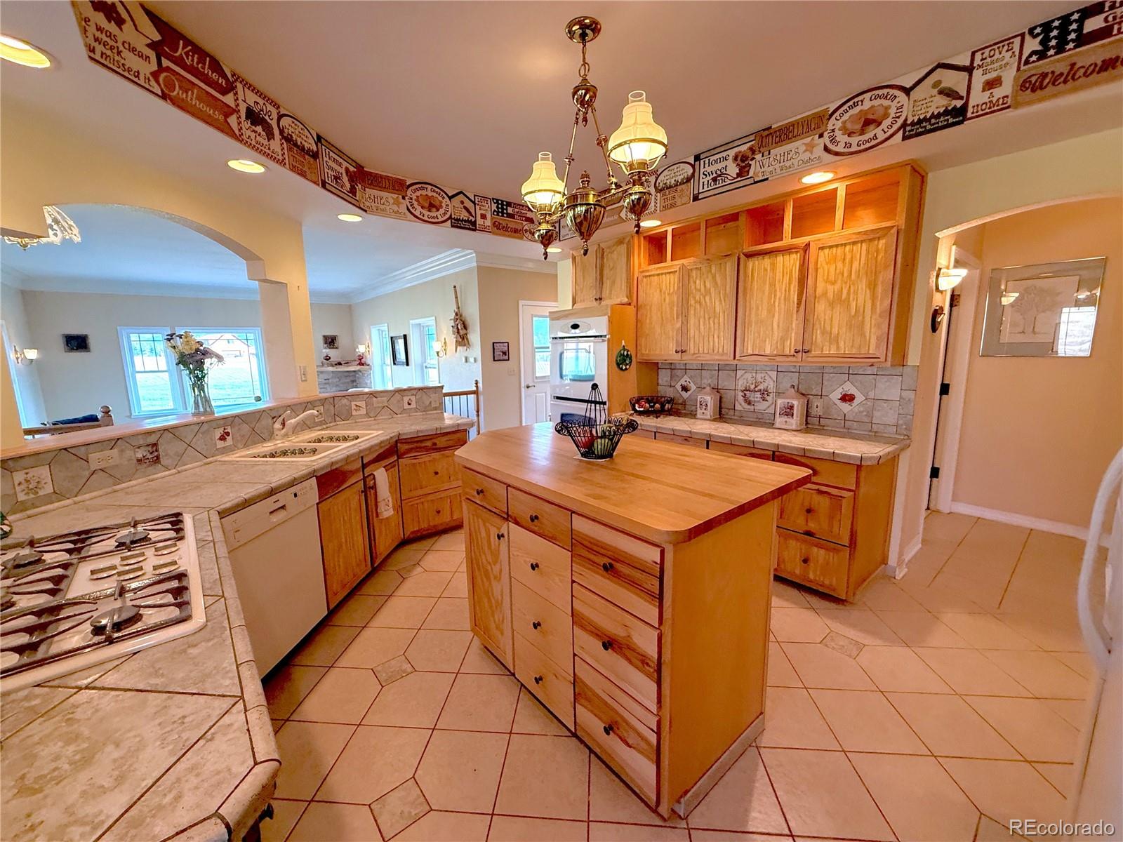 242 E Blarney Stone Road