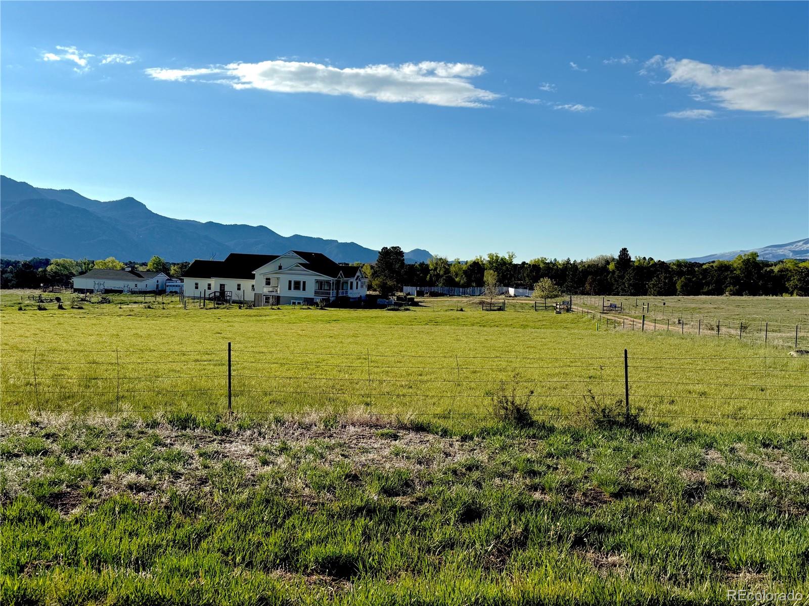 242 E Blarney Stone Road