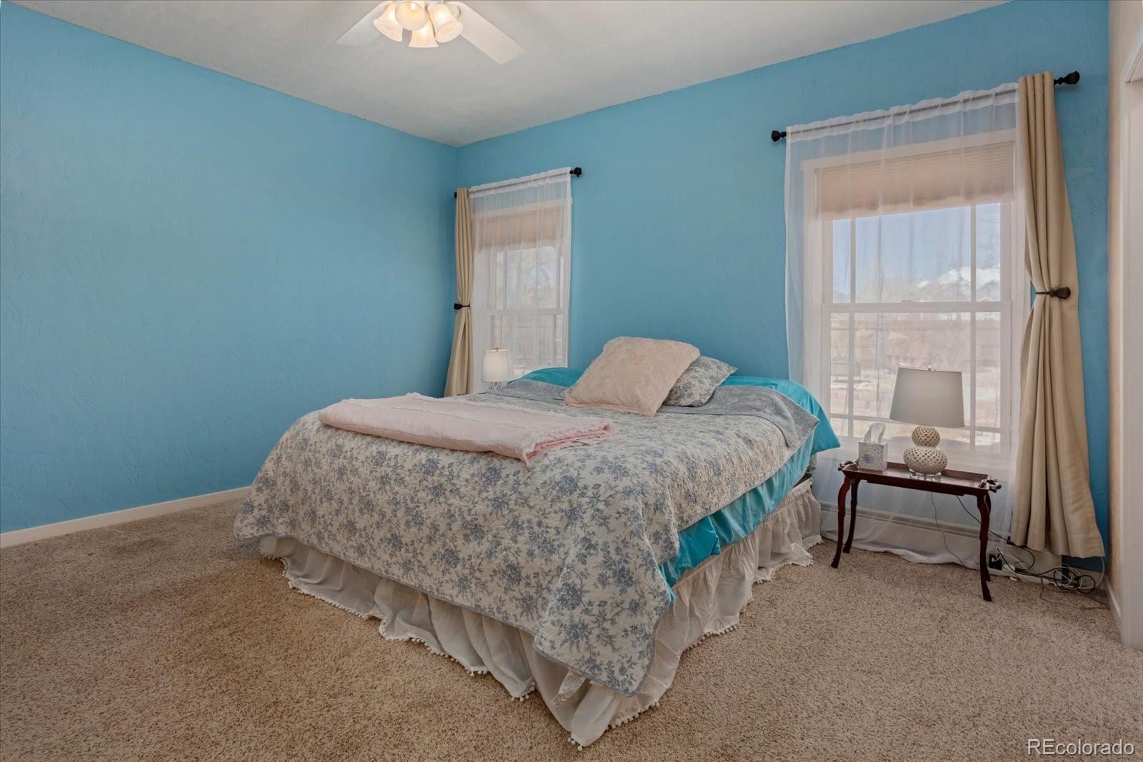 1100 E Sabeta Avenue