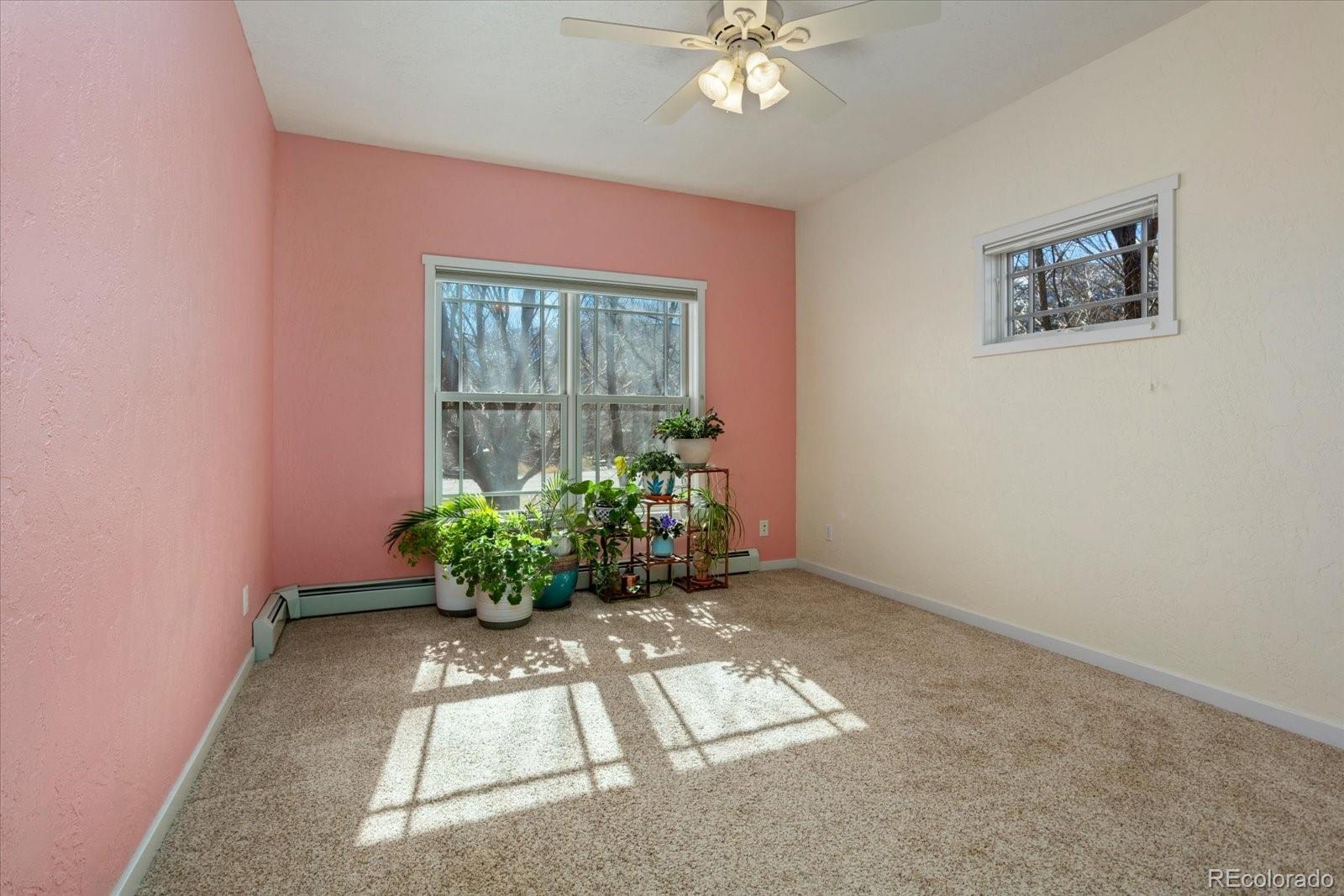 1100 E Sabeta Avenue