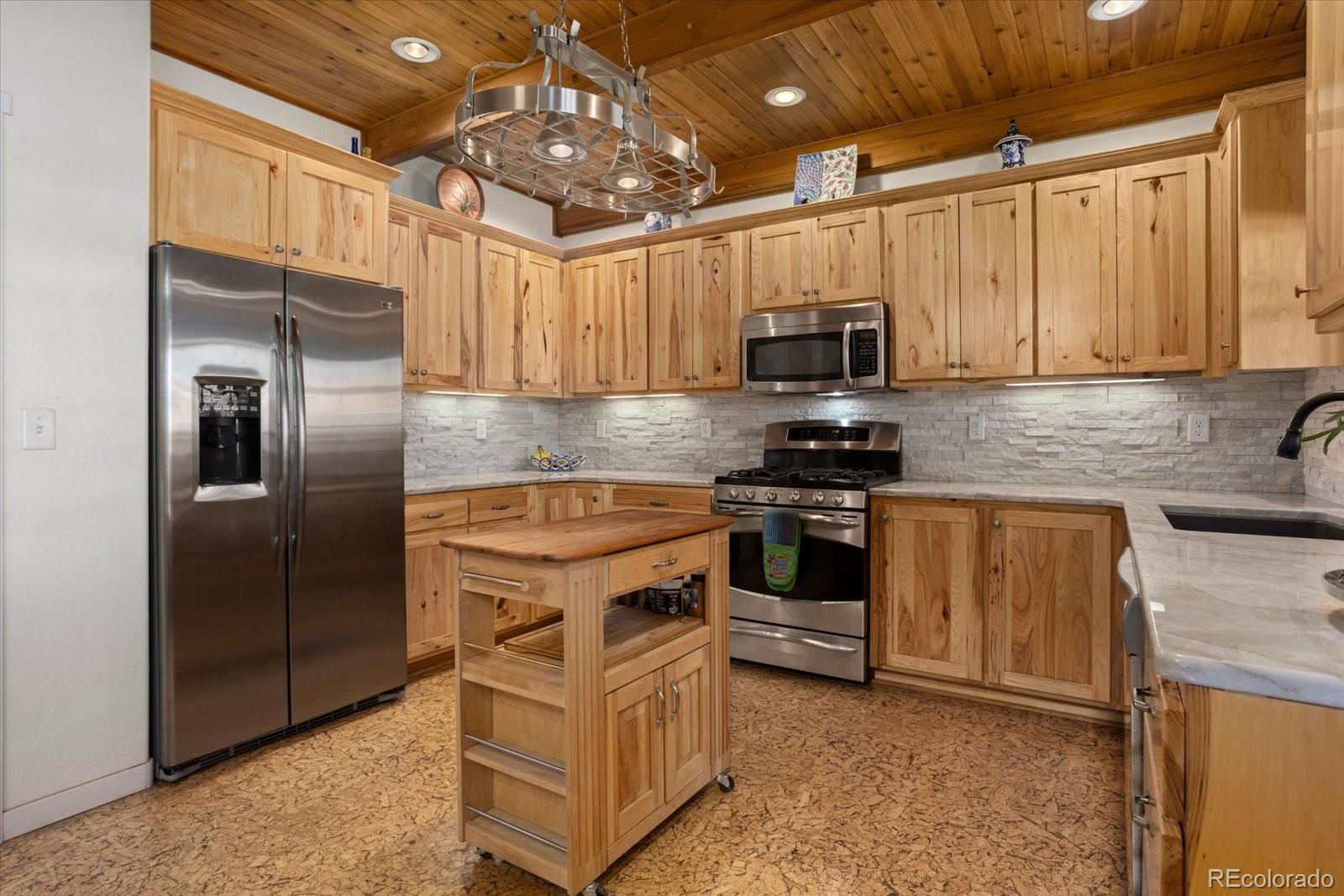 1100 E Sabeta Avenue