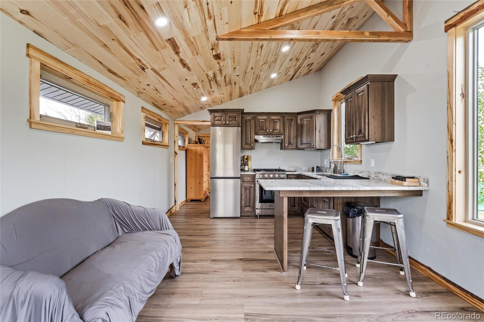60248 County Road Ll57