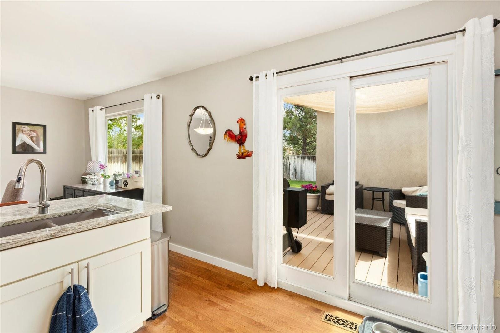 325 E 11th Street