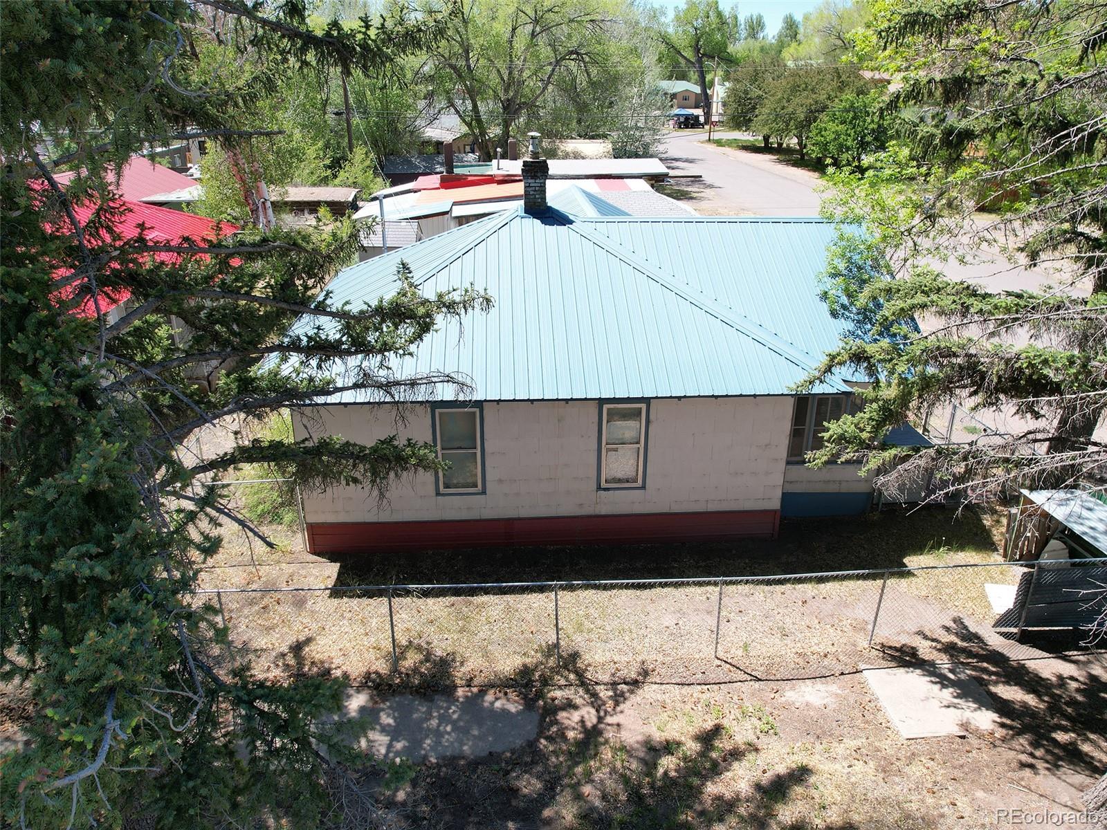400 7th Street