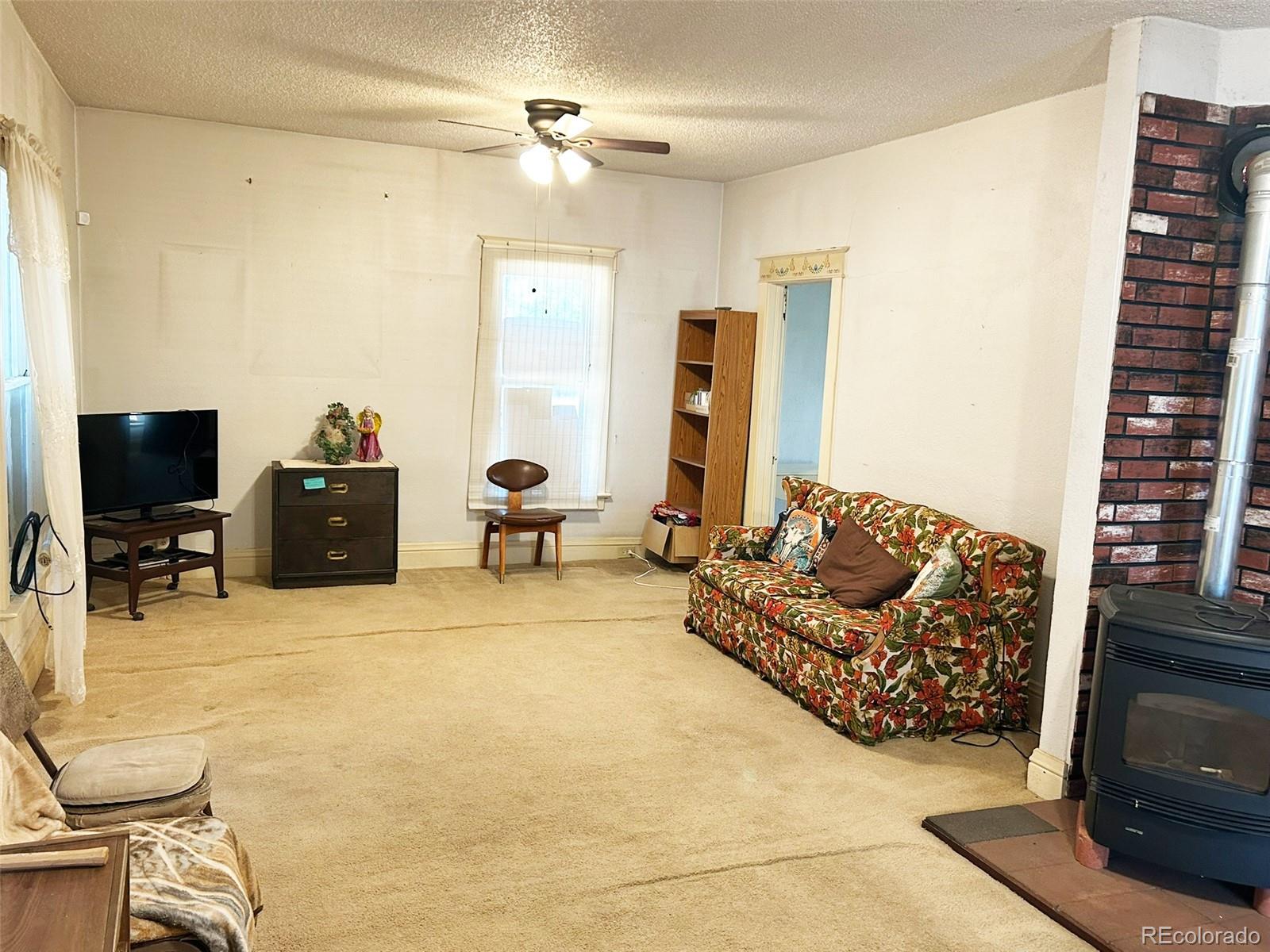 400 7th Street