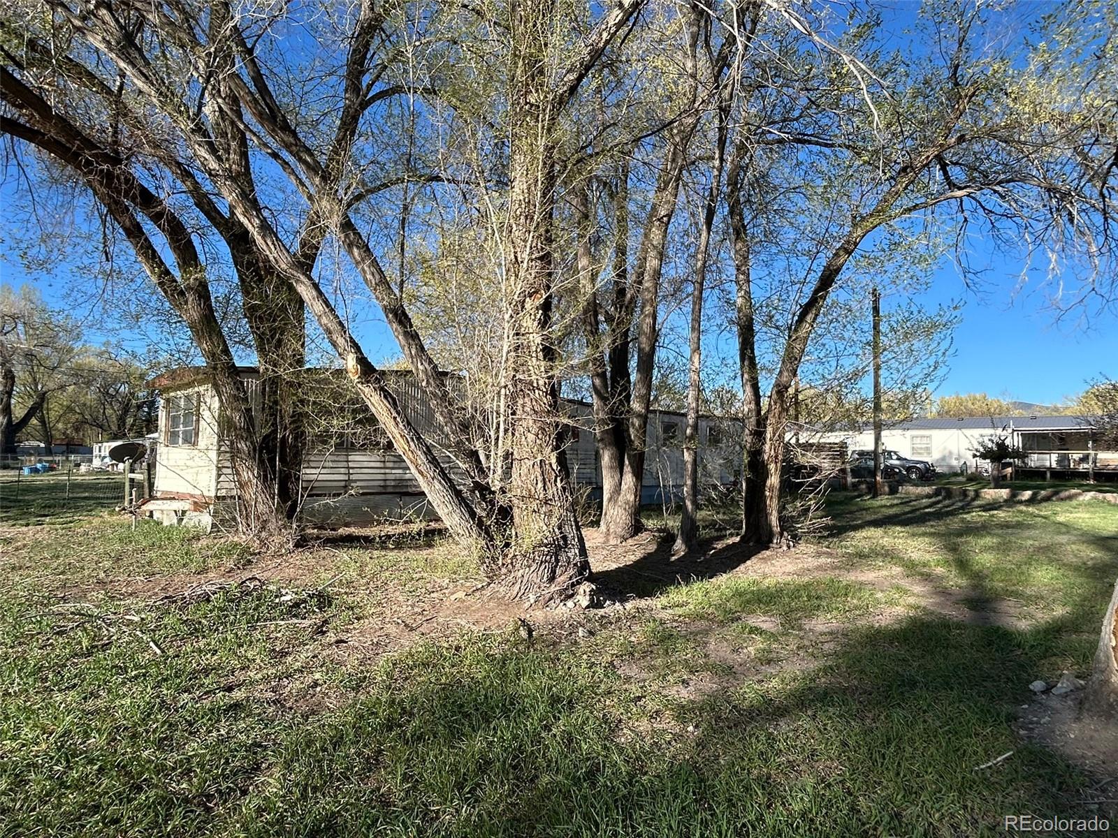 1115 Denver Ave