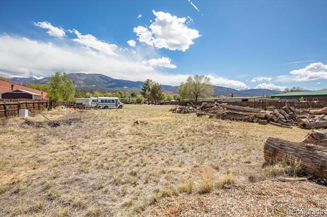 7335 W US Highway 50