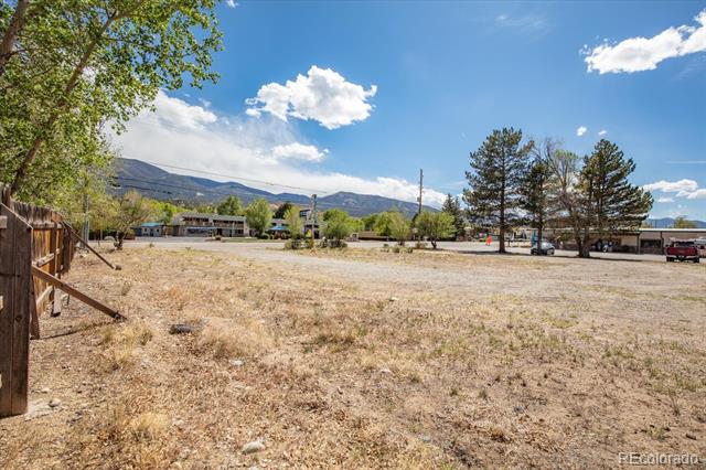 7335 W US Highway 50