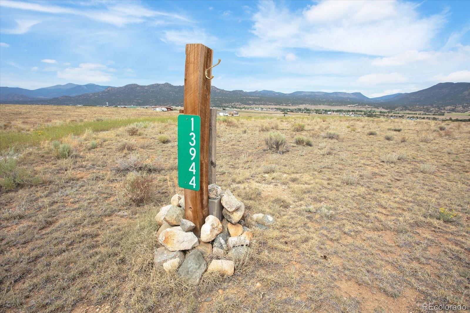13944 Meadow Lane