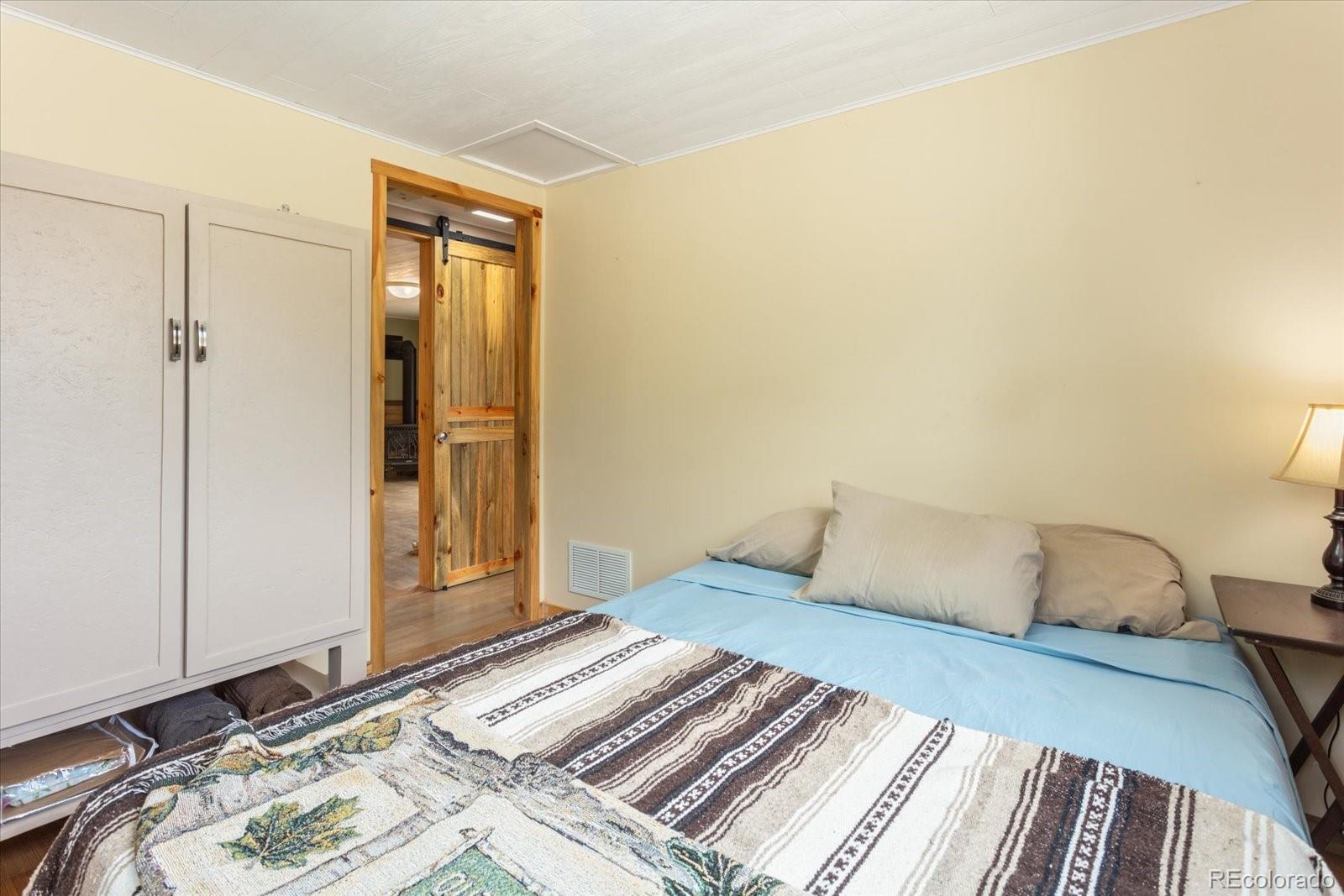 163 Holiday Hills Boulevard