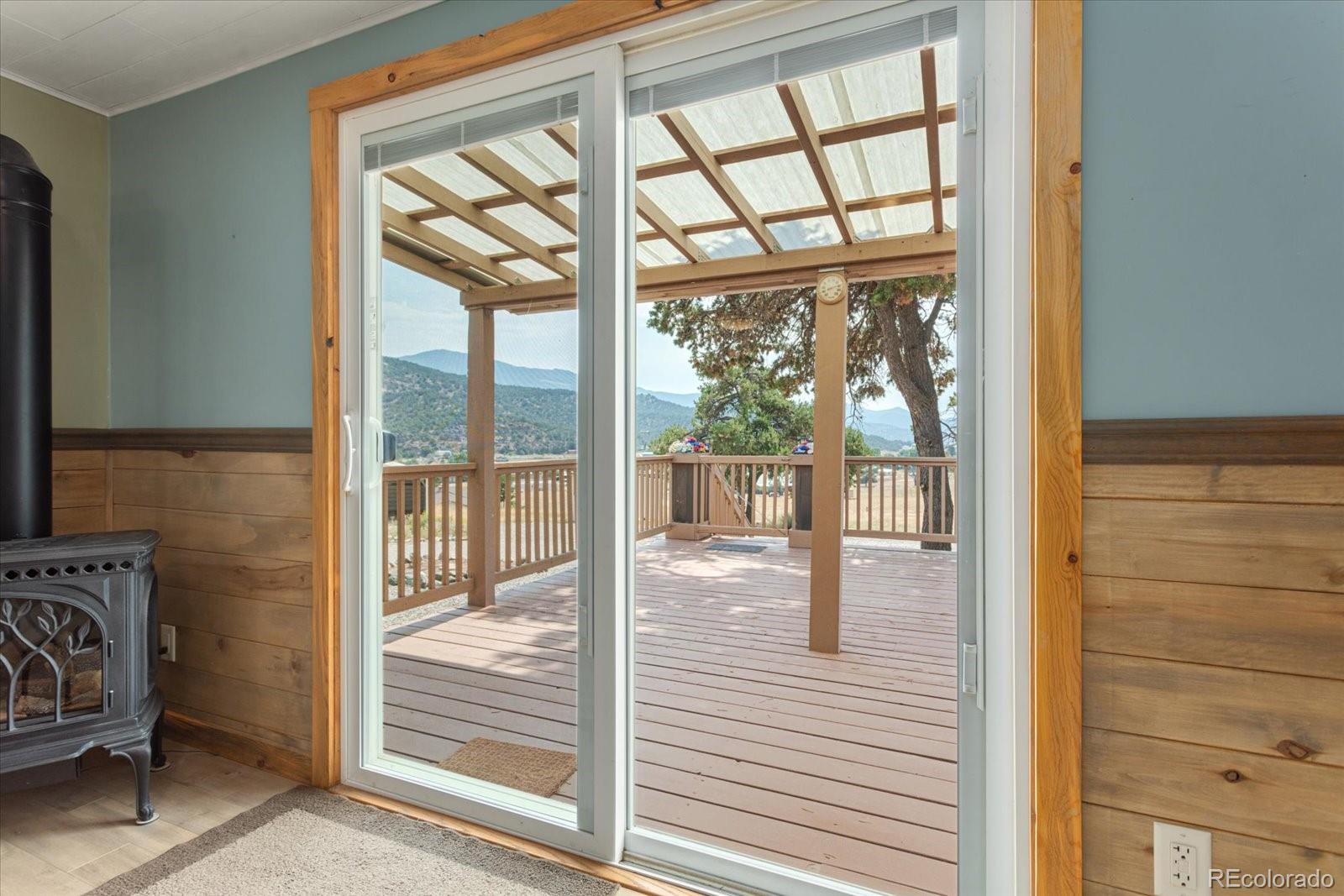 163 Holiday Hills Boulevard