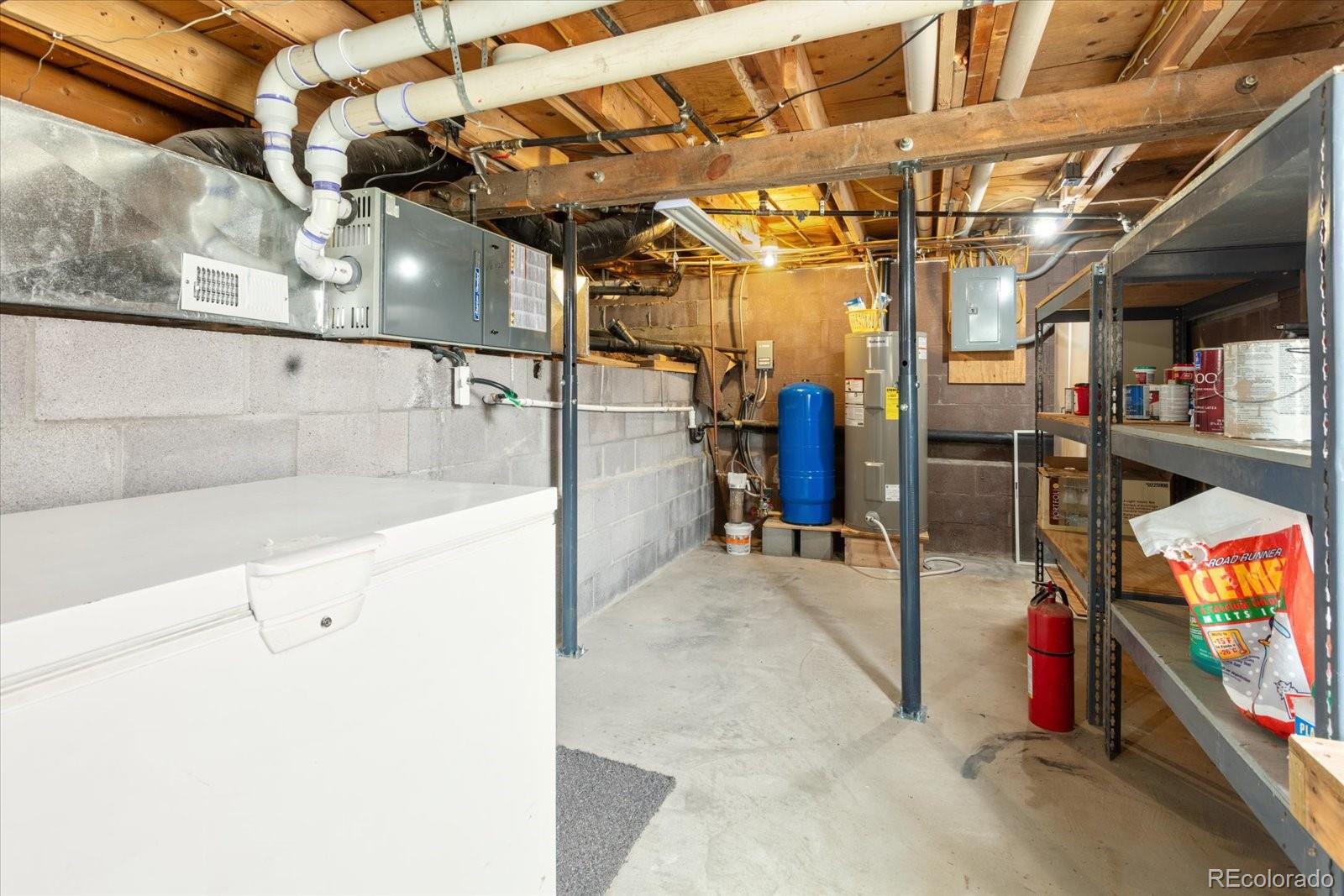 163 Holiday Hills Boulevard