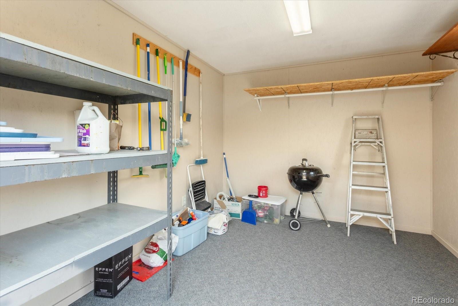 163 Holiday Hills Boulevard