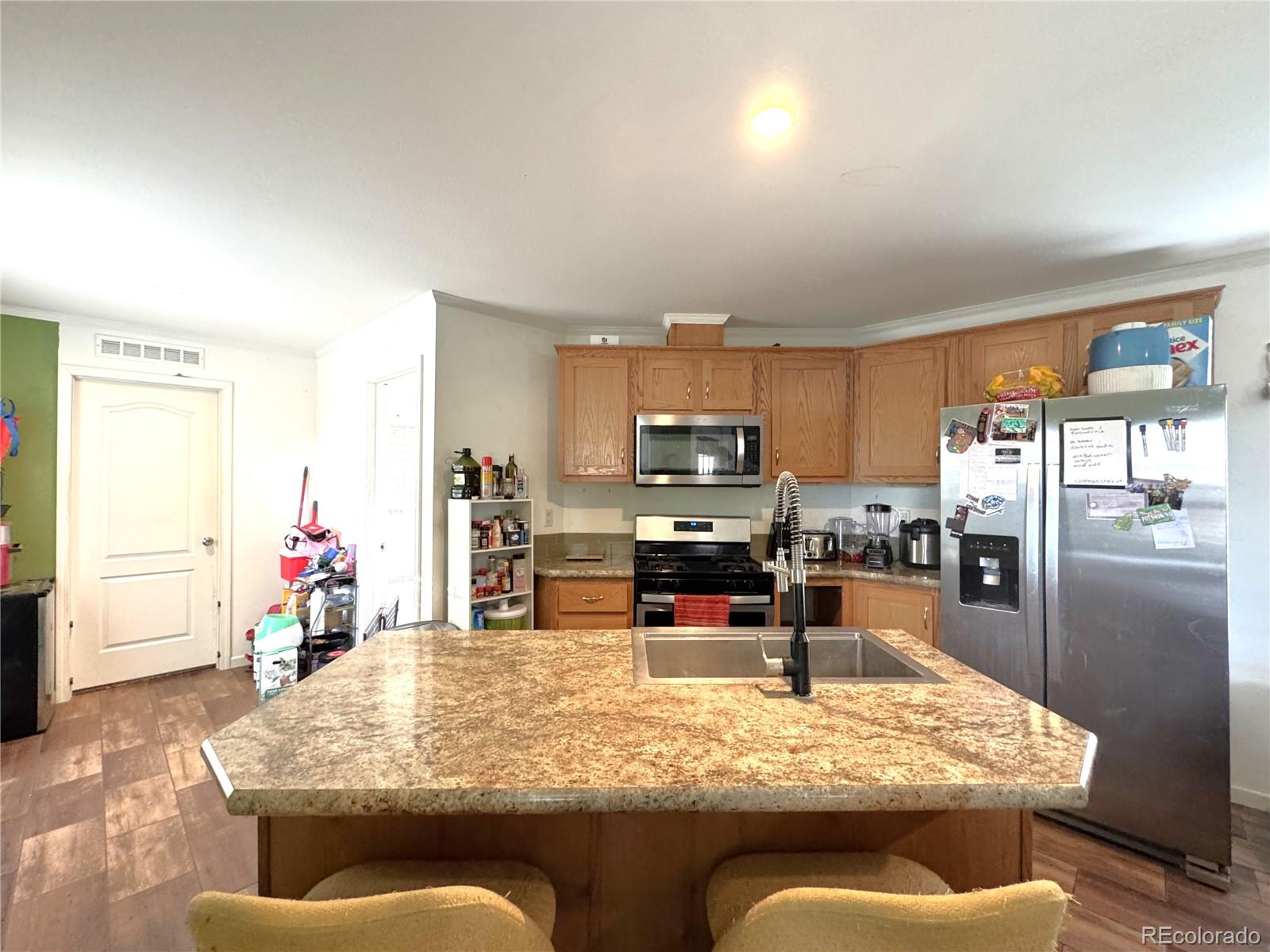 845 Oak Street Unit: 46