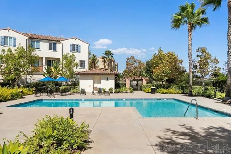 5085 Cascade Way Unit 102