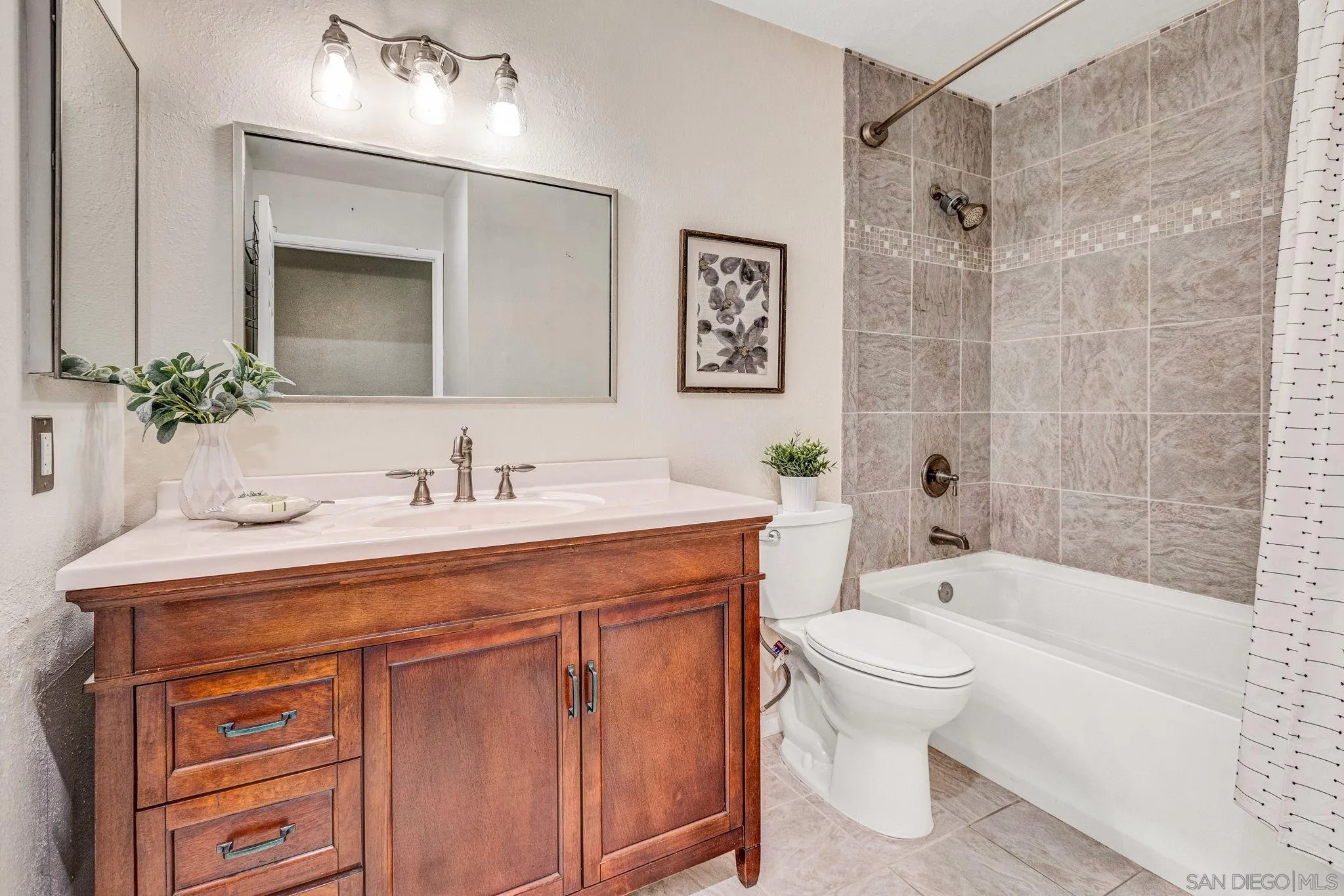 529 Sandalwood Unit 10