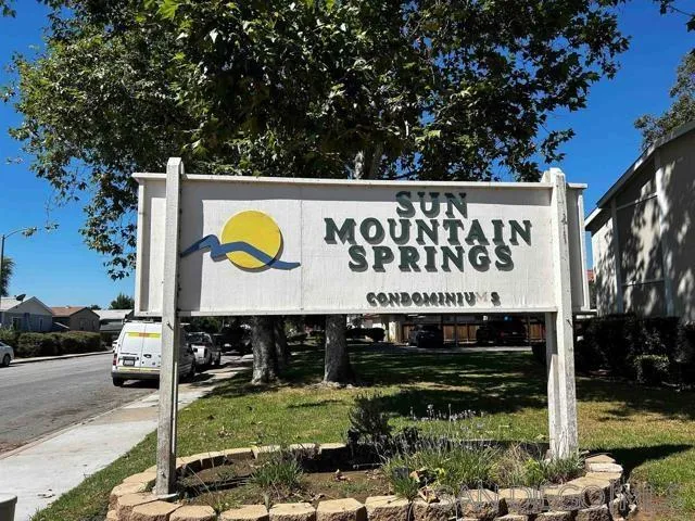 529 Sandalwood Unit 10