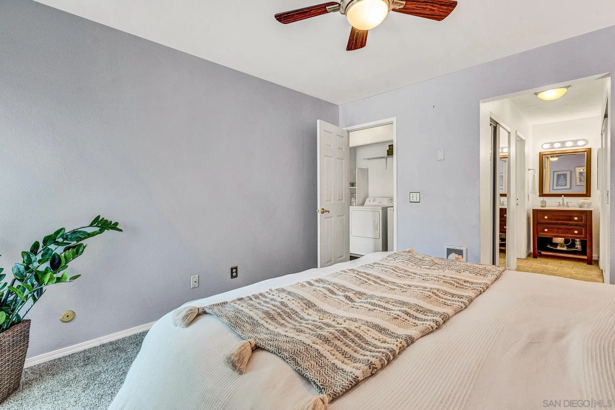 529 Sandalwood Unit 10