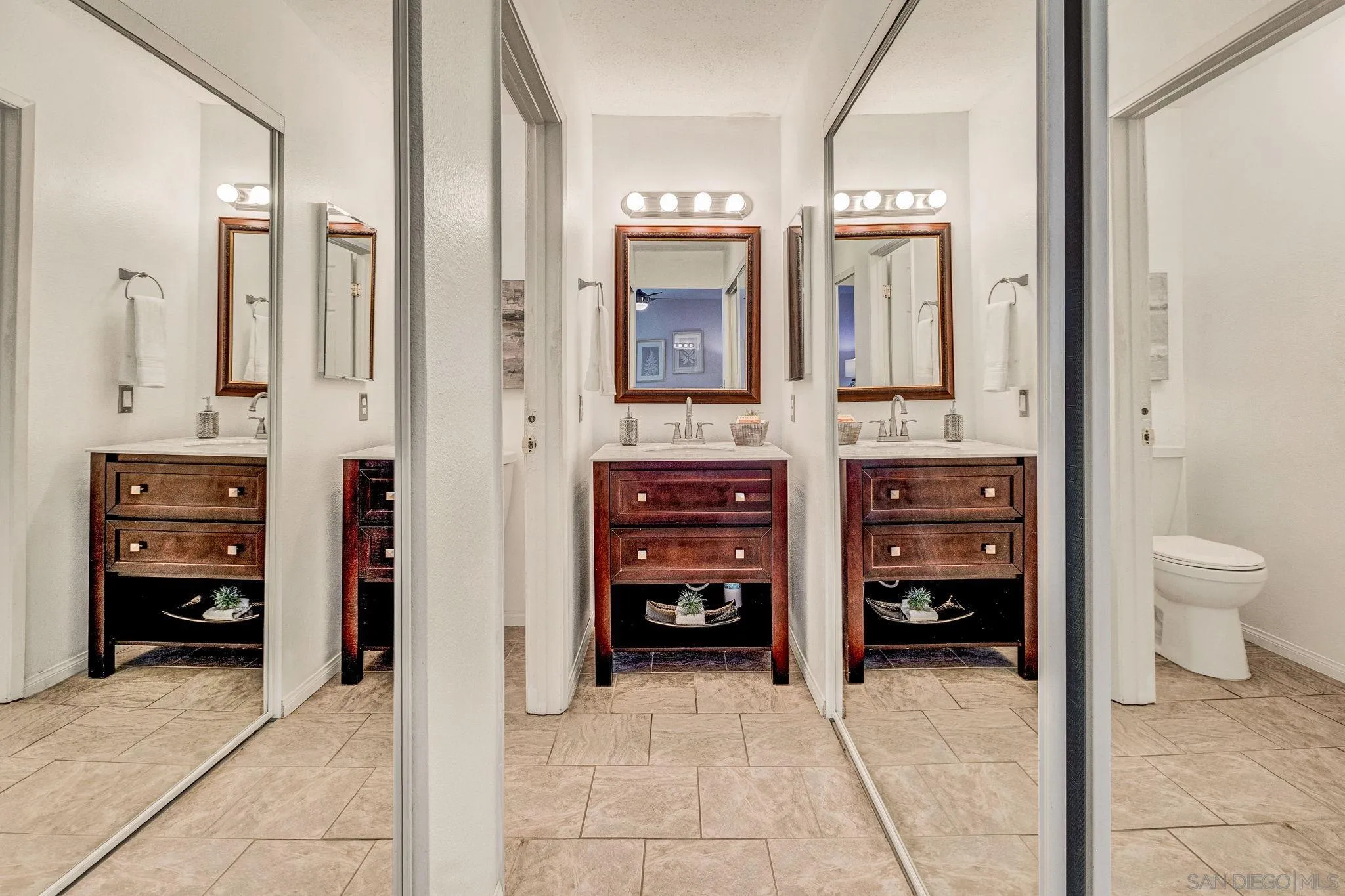 529 Sandalwood Unit 10