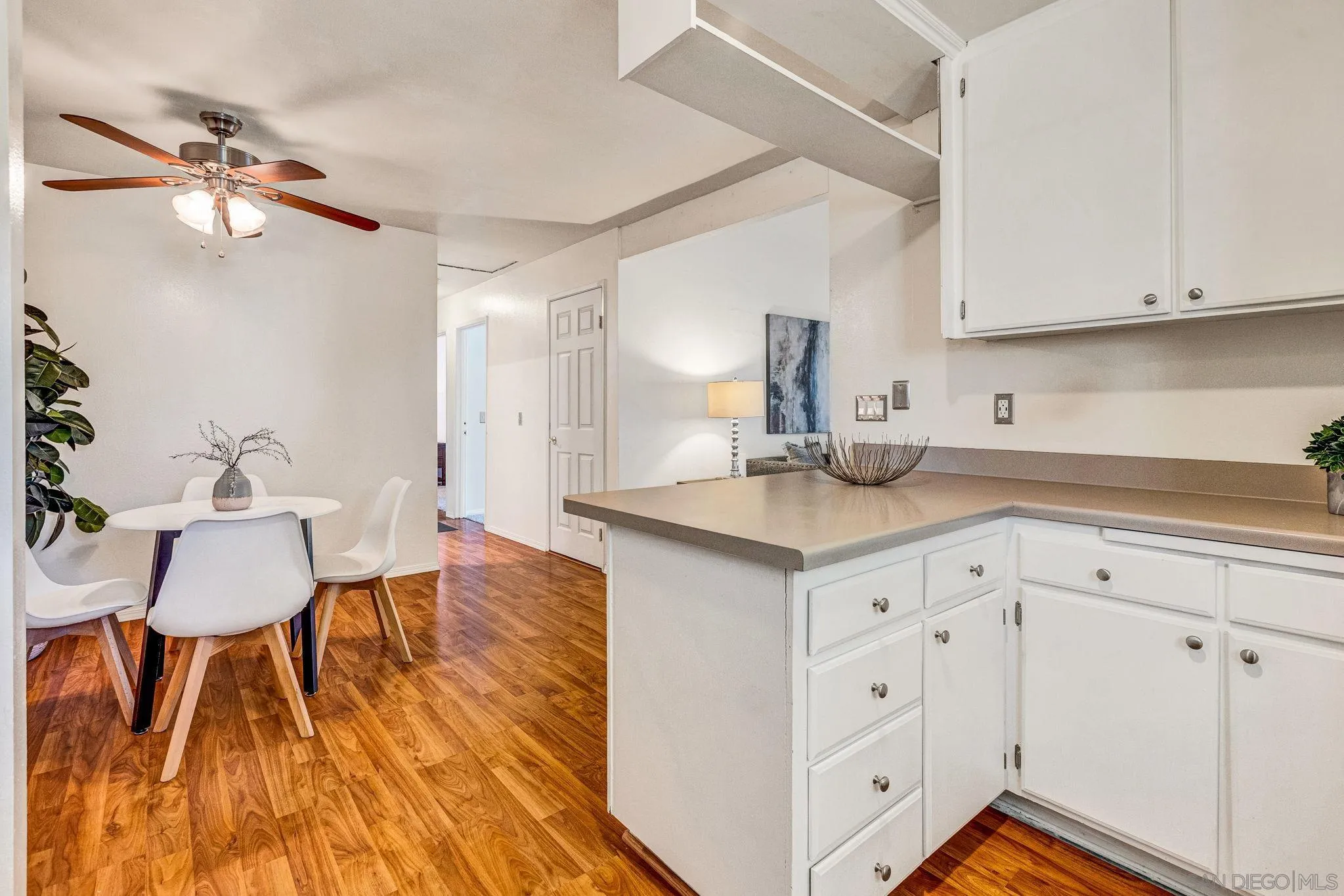 529 Sandalwood Unit 10