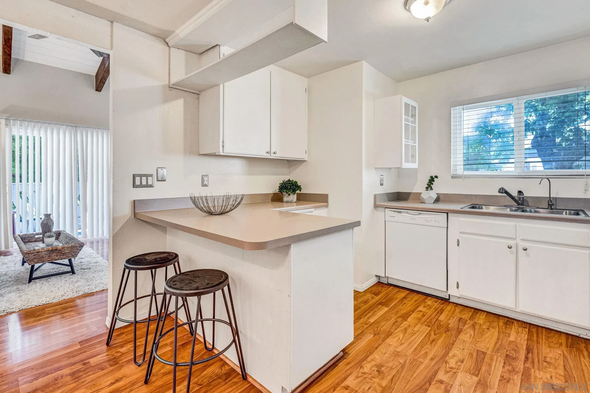 529 Sandalwood Unit 10