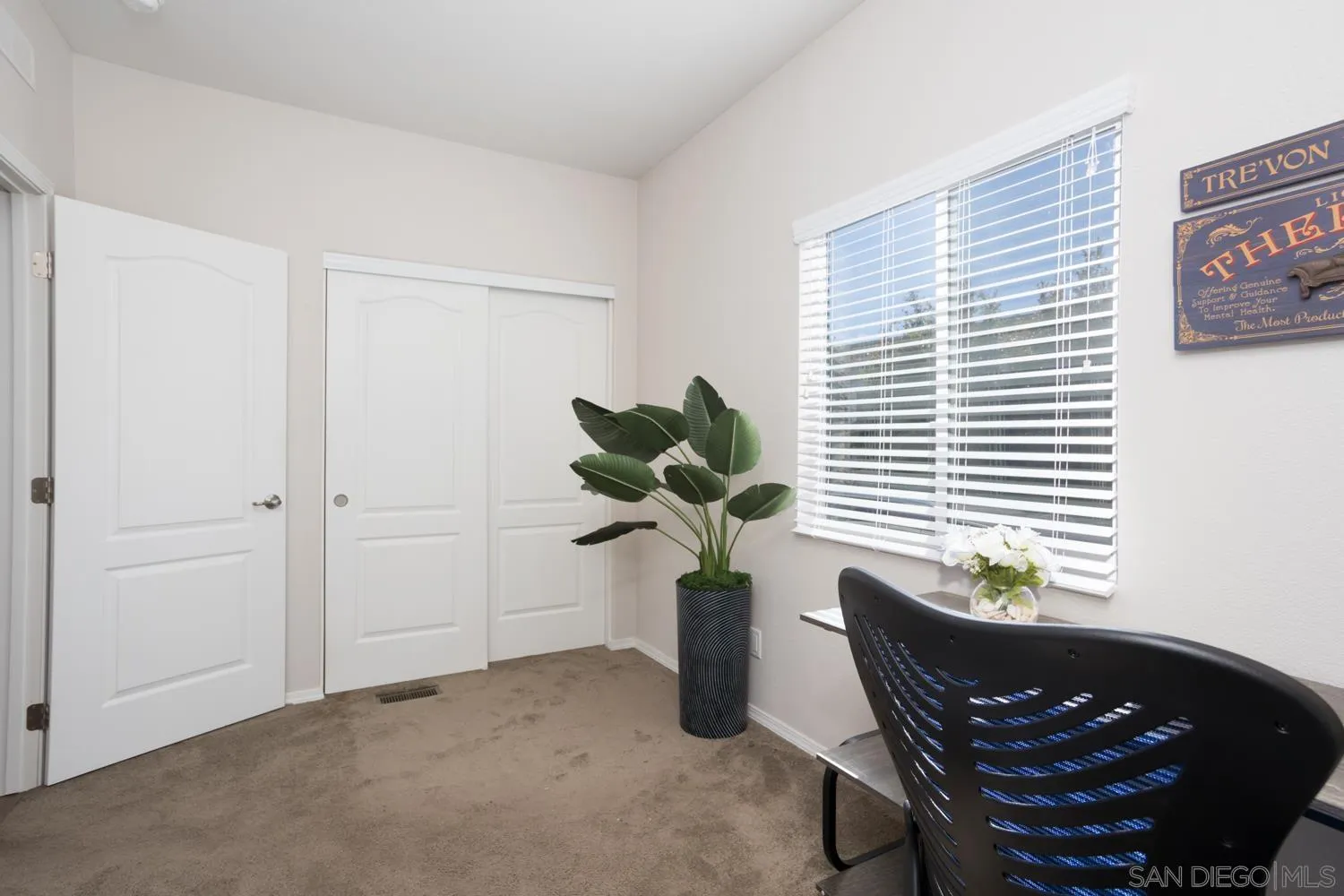 100 Woodlawn Unit 34