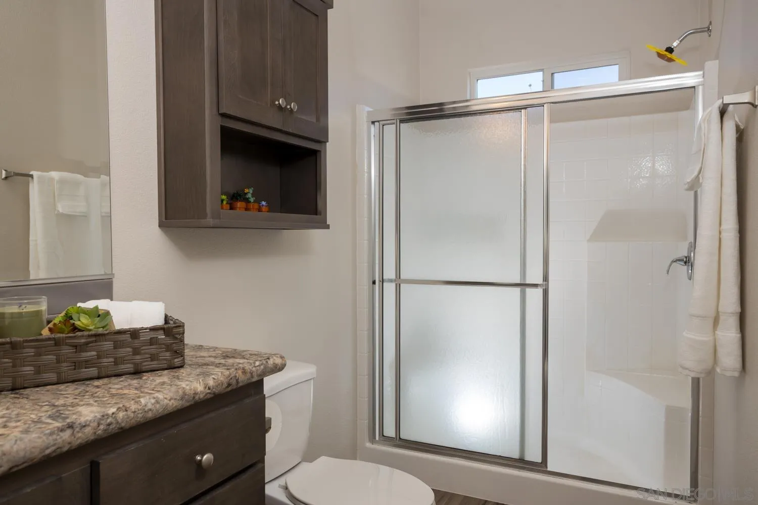 100 Woodlawn Unit 34