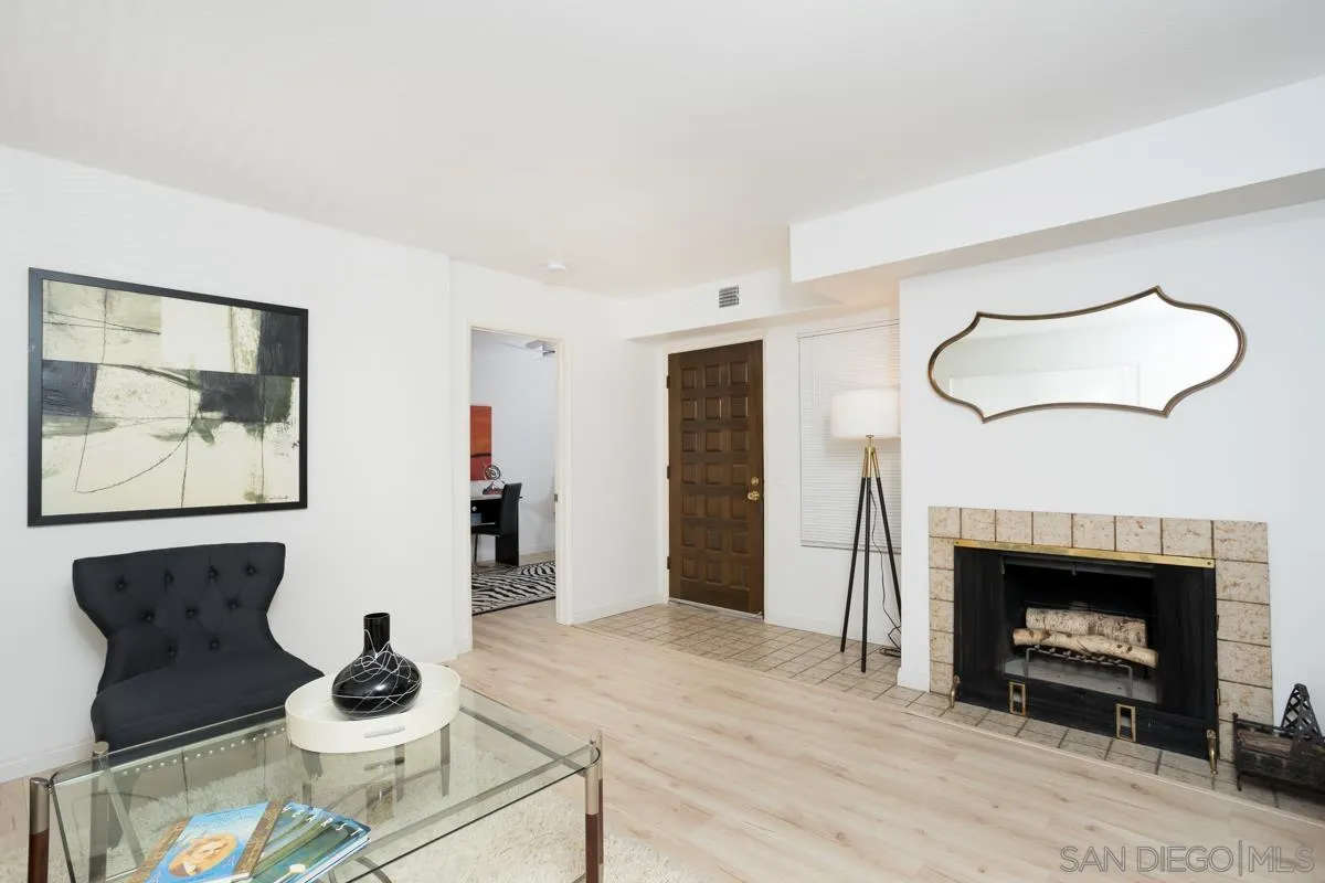 4420 Cleveland Unit 4