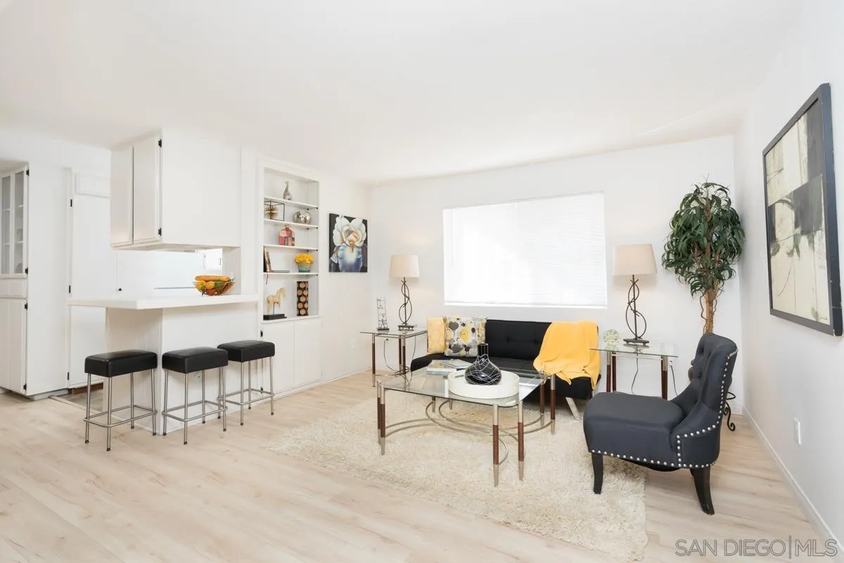 4420 Cleveland Unit 4