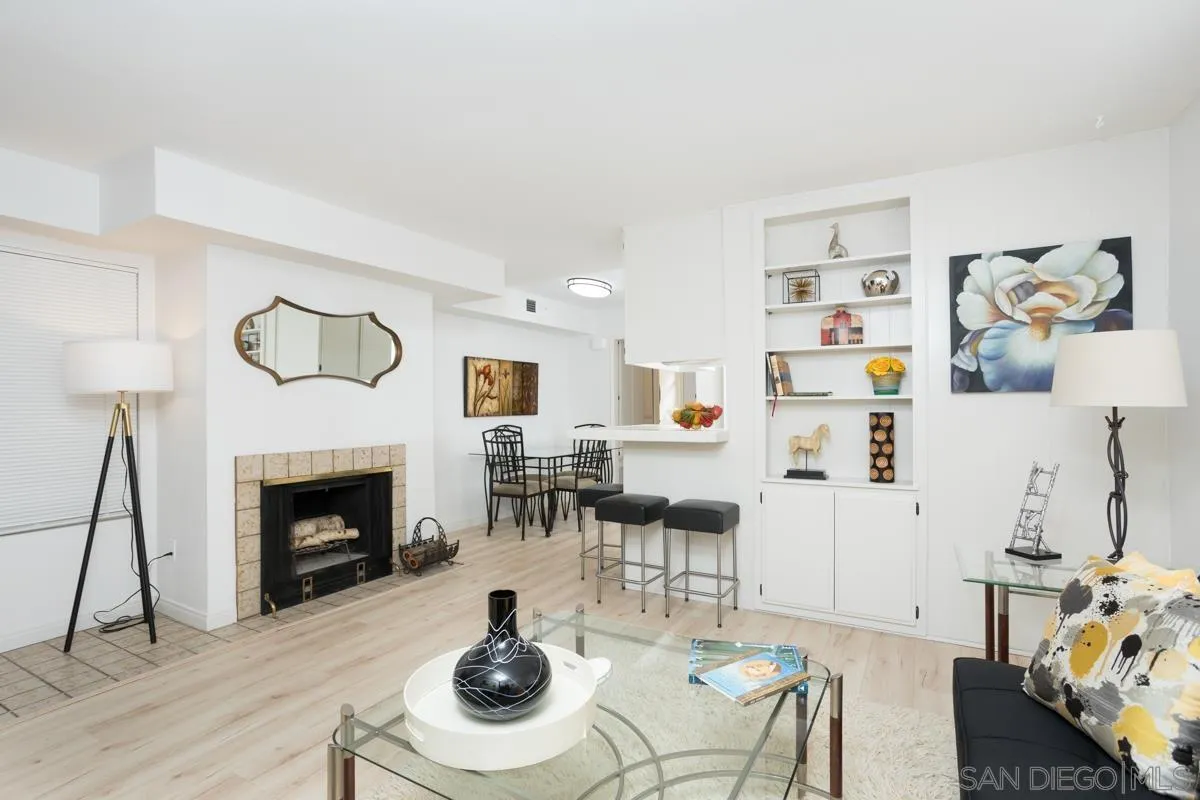 4420 Cleveland Unit 4