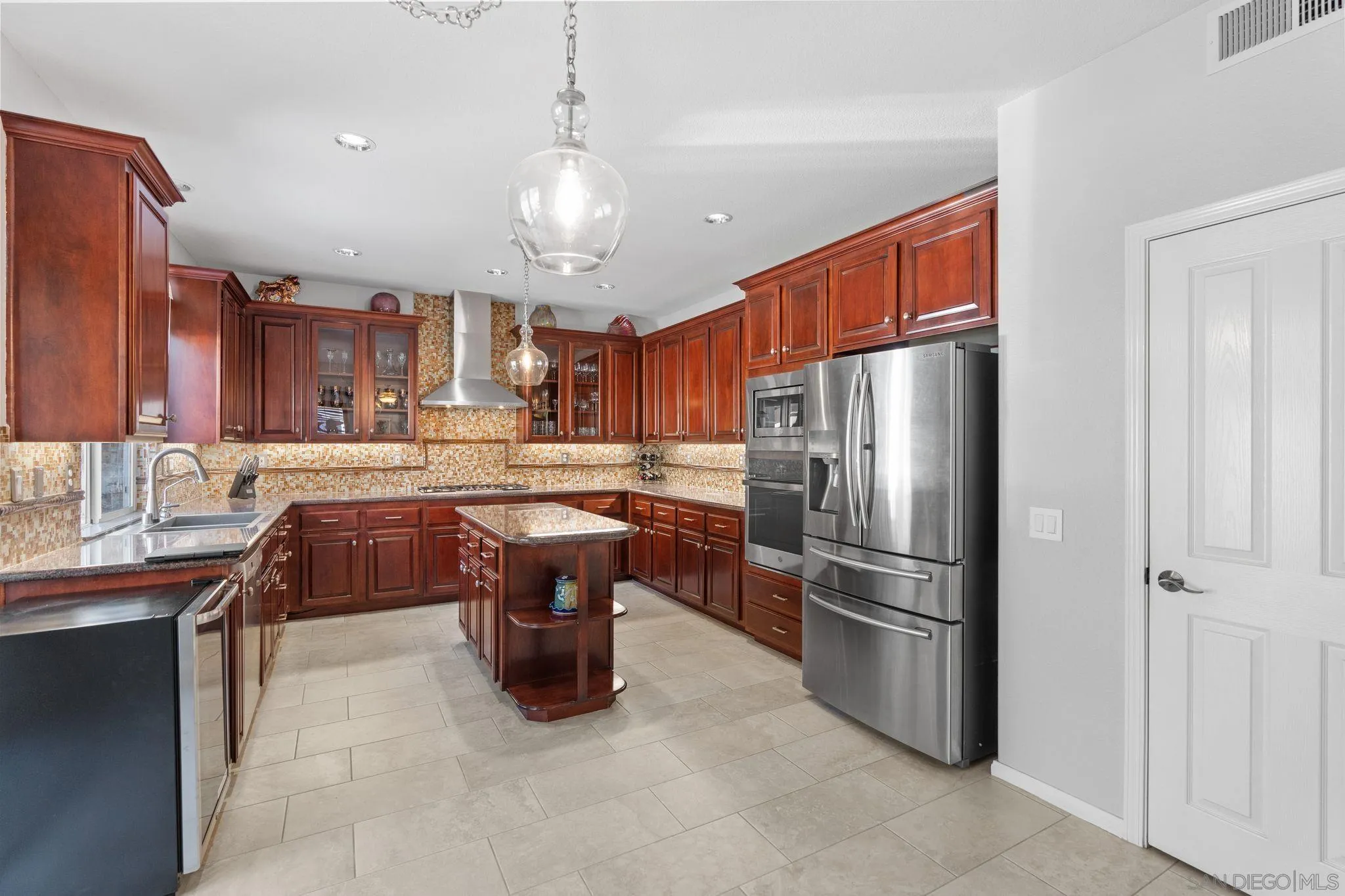 1610 Sagewood Way
