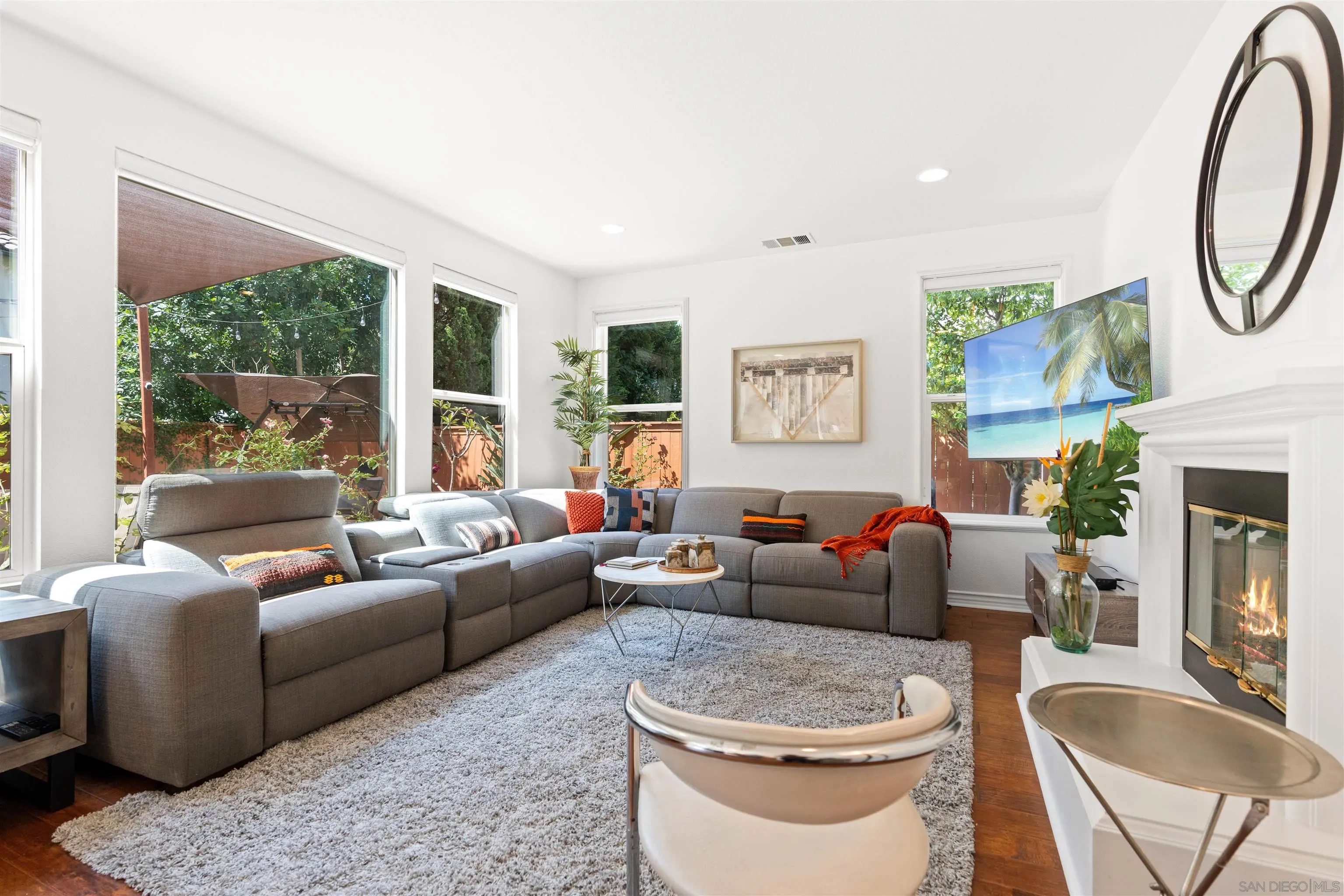 1726 Blue Water Lane