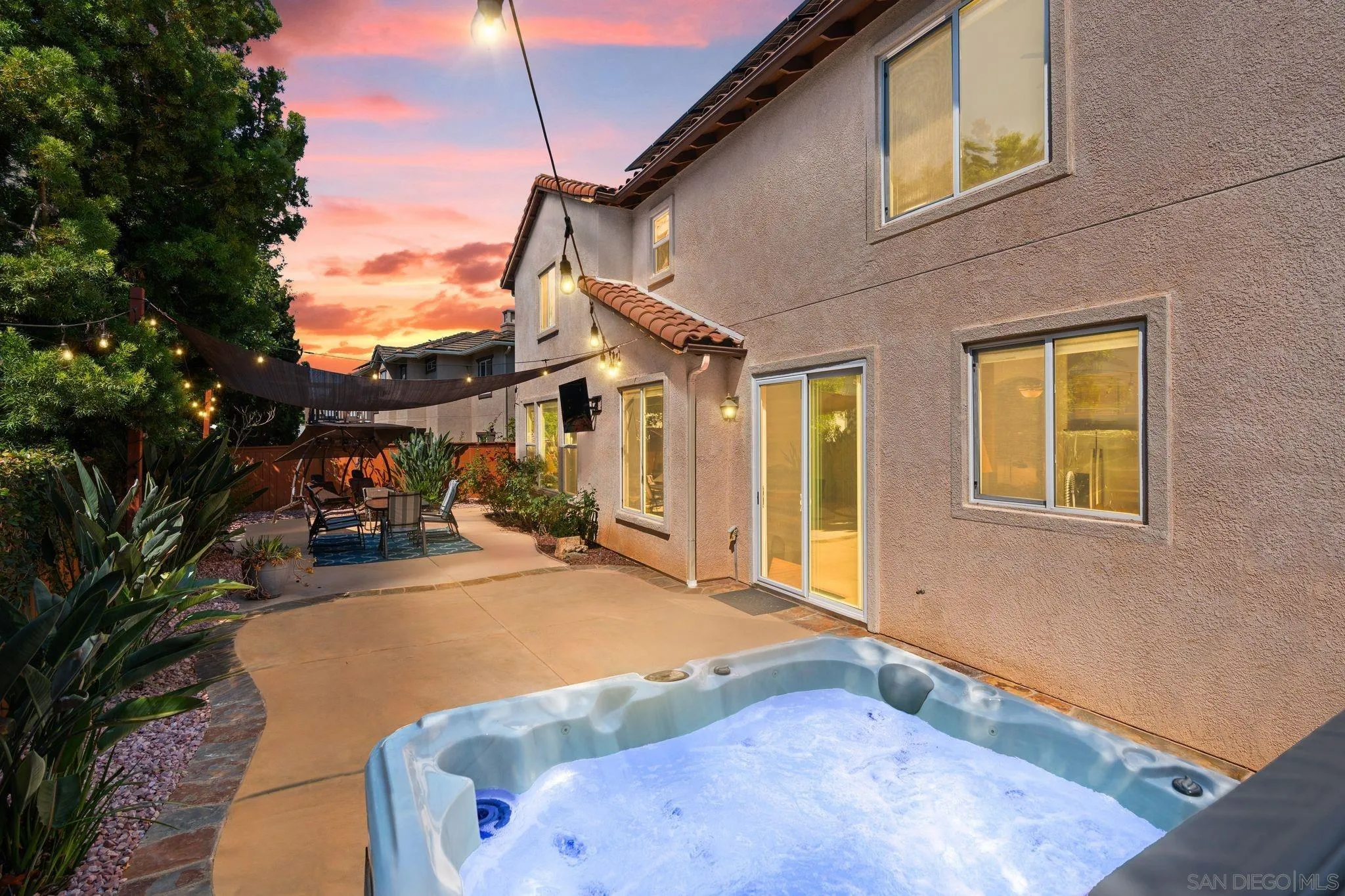 1726 Blue Water Lane