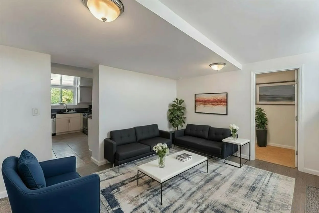 1520 Sunbury