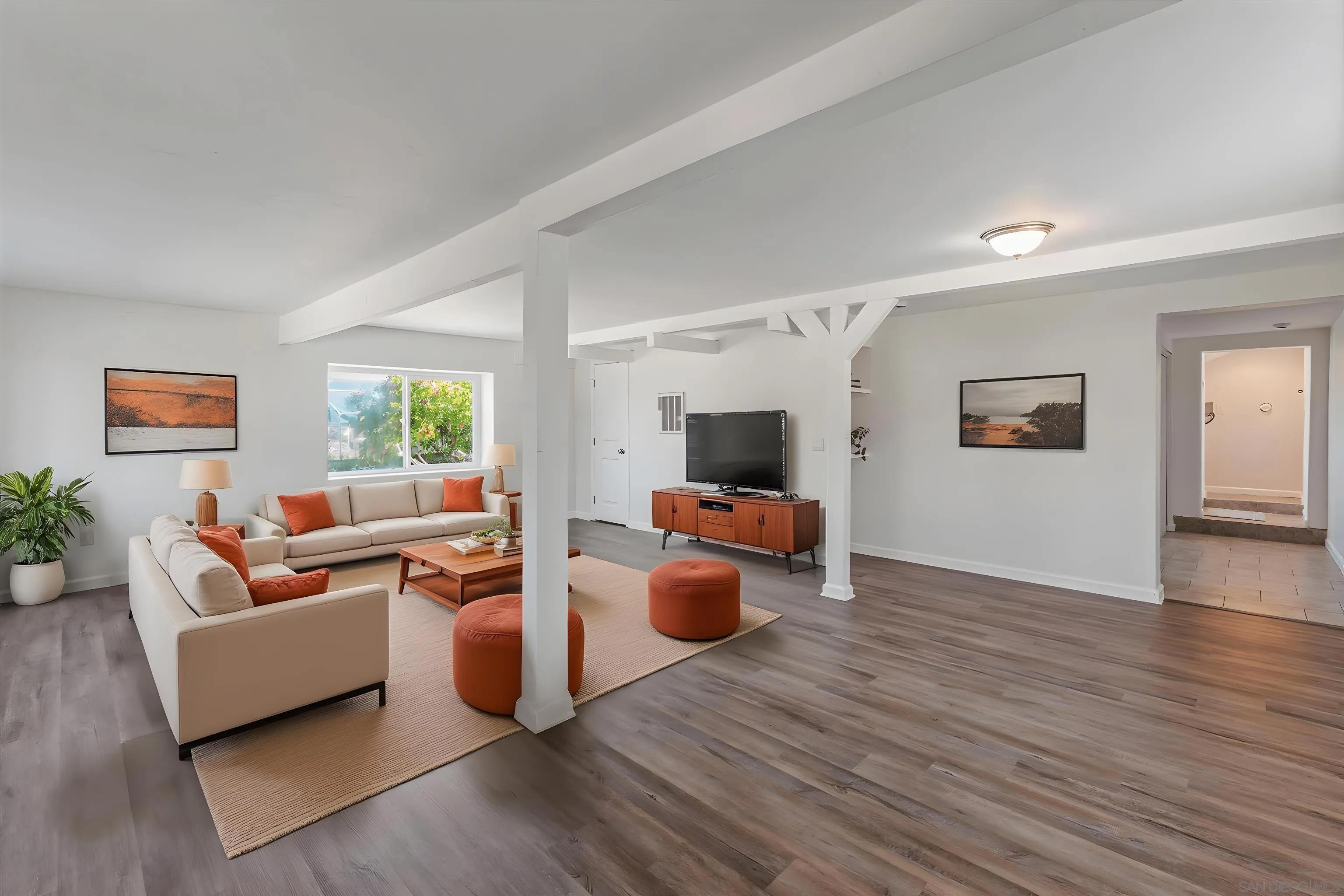 1520 Sunbury