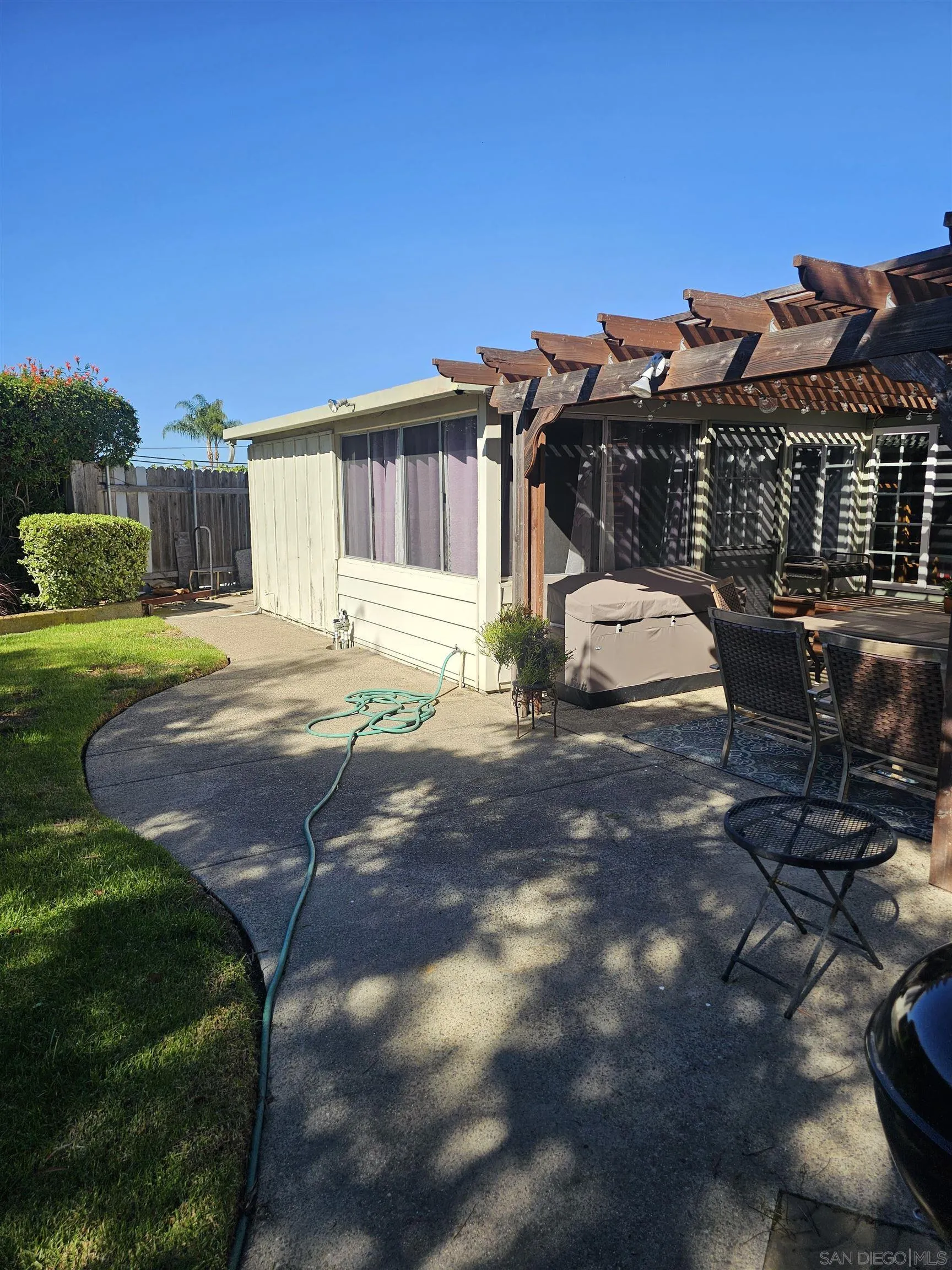 7045 Beagle, San Diego